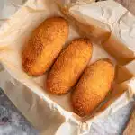 Keegi ei saa aru, et neis pole liha: mahlased kotletid kartuliga “nagu liha” Keegi ei saa aru, et neis pole liha: mahlased kotletid