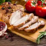 Lihavõttepühadeks küpsetatud sealiha “Latäht”: marineeritud maitsvas meekastmes